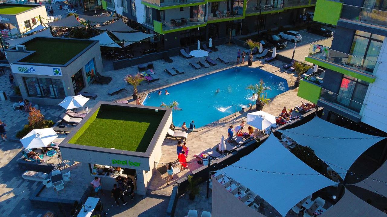 Fineloft Sea View Apartment-Spa N Pools Beach Resort Năvodari Екстериор снимка